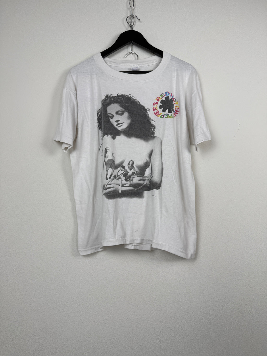 Vintage Red Hot Chili Peppers Mother Earth Tour Tee