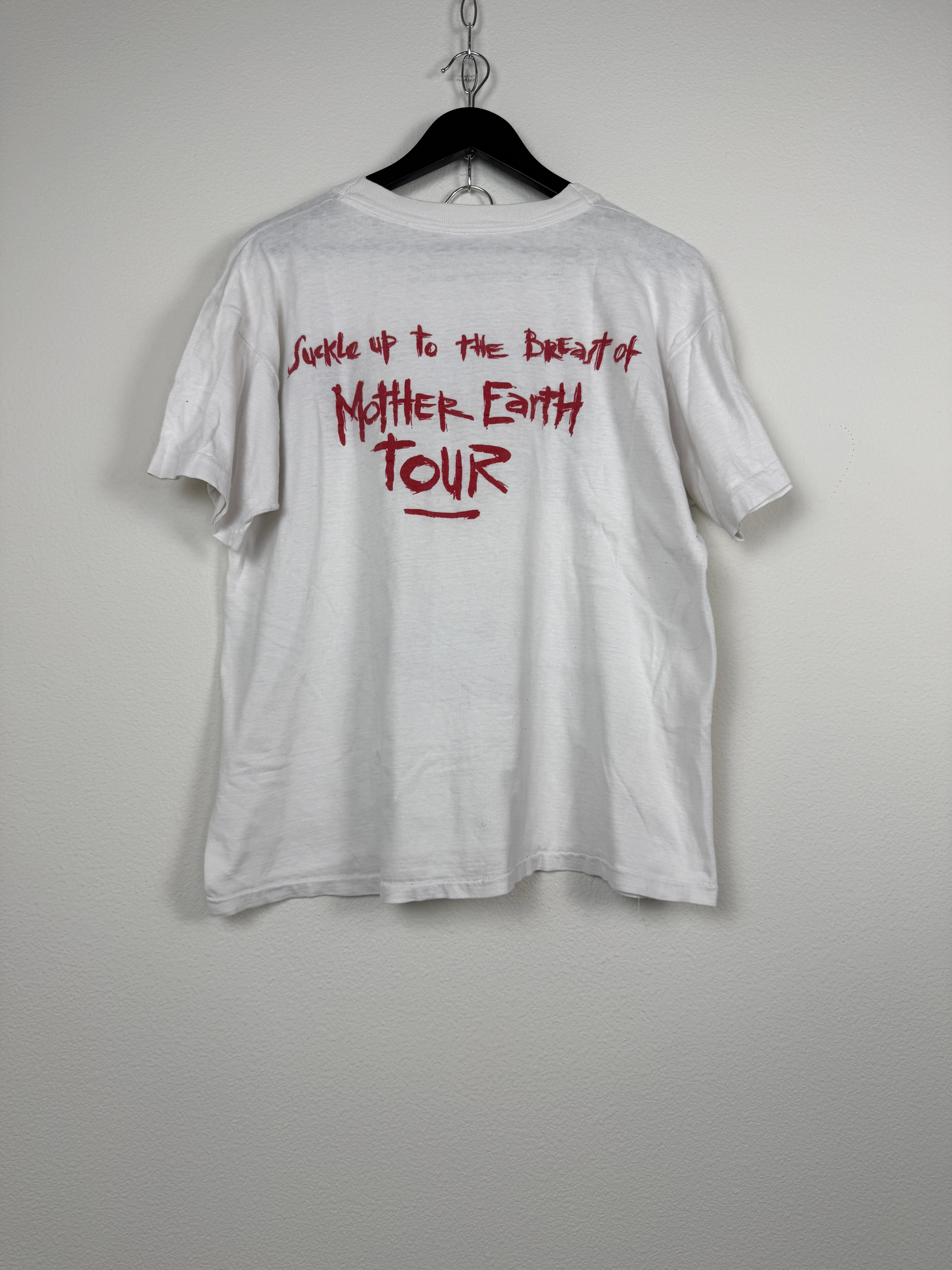 Vintage Red Hot Chili Peppers Mother Earth Tour Tee