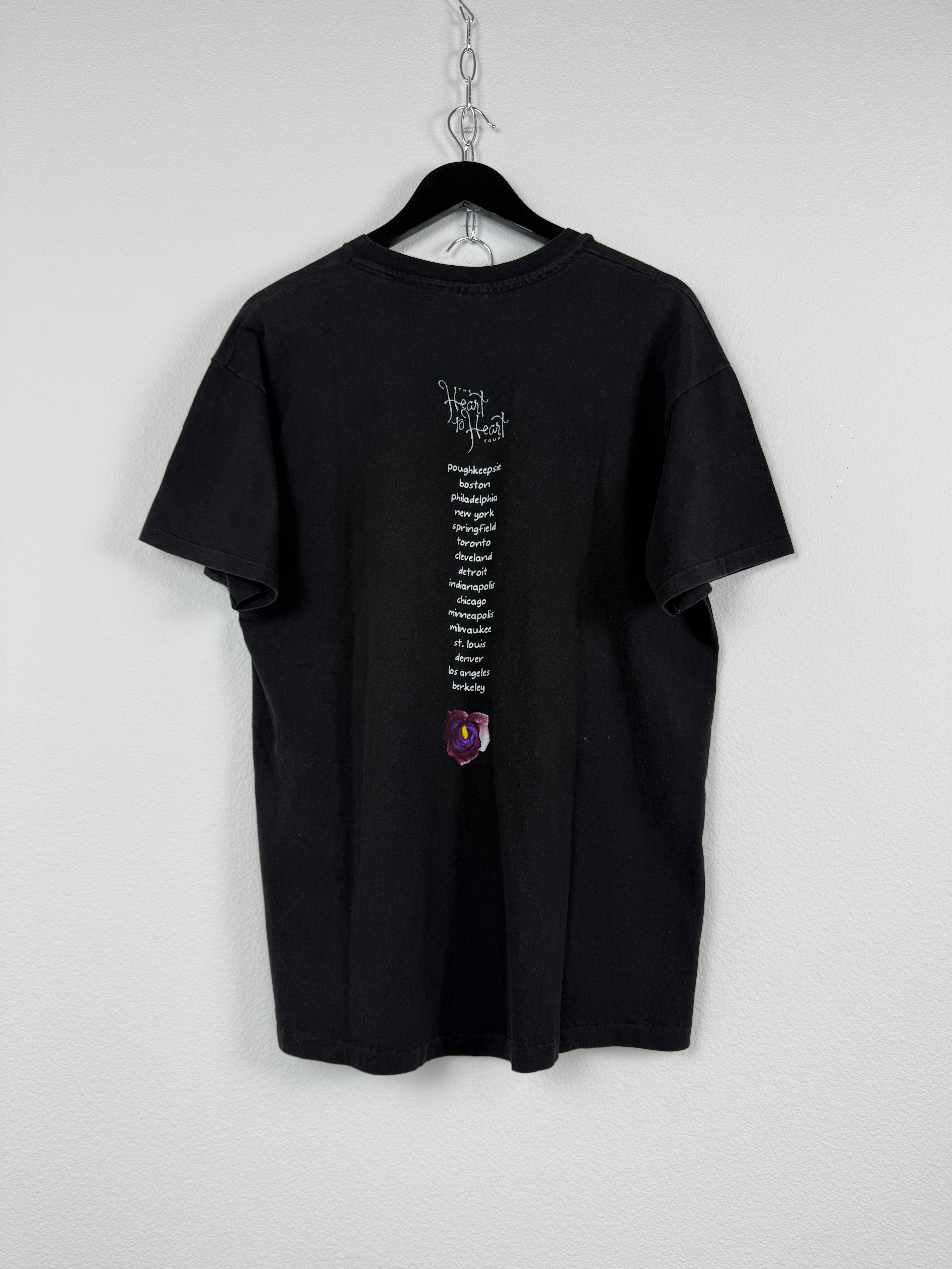 Vintage Heart Desire Walks On Tour Tee
