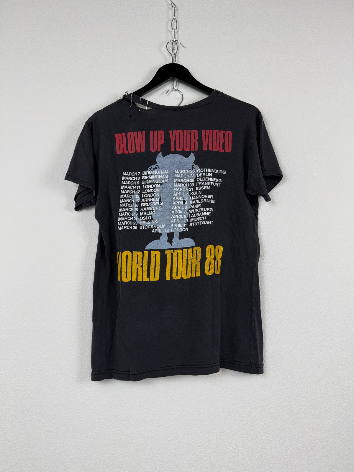 Vintage AC/DC Blow Up Your Video World Tour '88 Tee