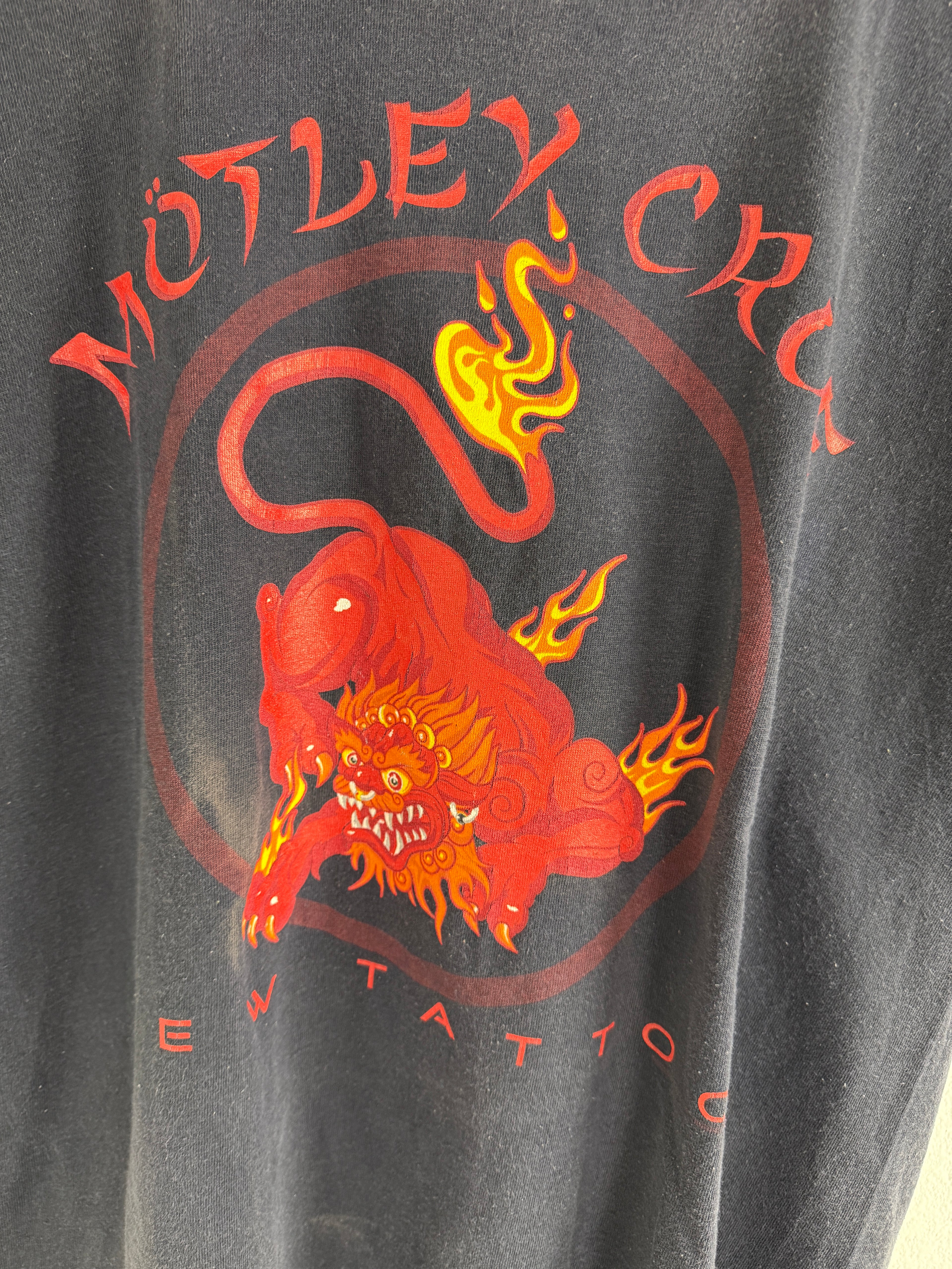 Vintage Mötley Crüe New Tattoo Tour 2000 Tee